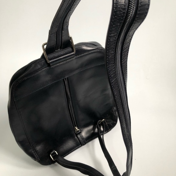 ETIENNE AIGNER heritage-inspired convertible crossbody/backpack/tote bag - Picture 5 of 7